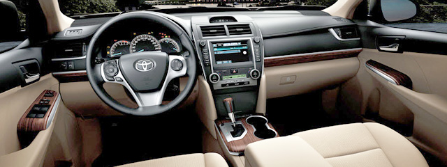 toyota-camry-interior